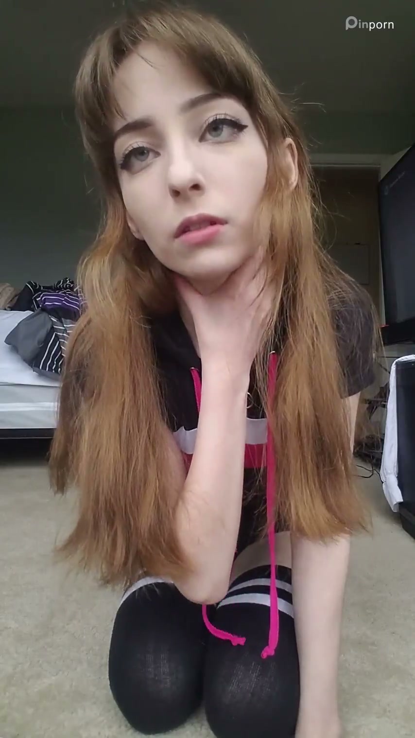 Teasing TikTok Babe Makes This Face When She Cums